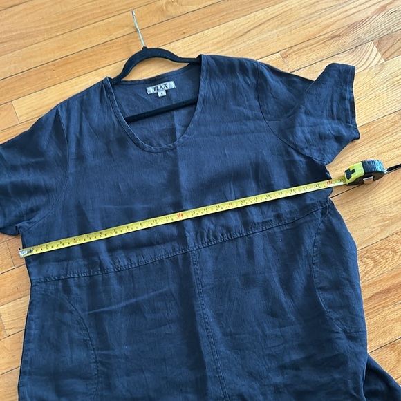 Flax Large black linen tunic with pockets - Picture 6 of 7